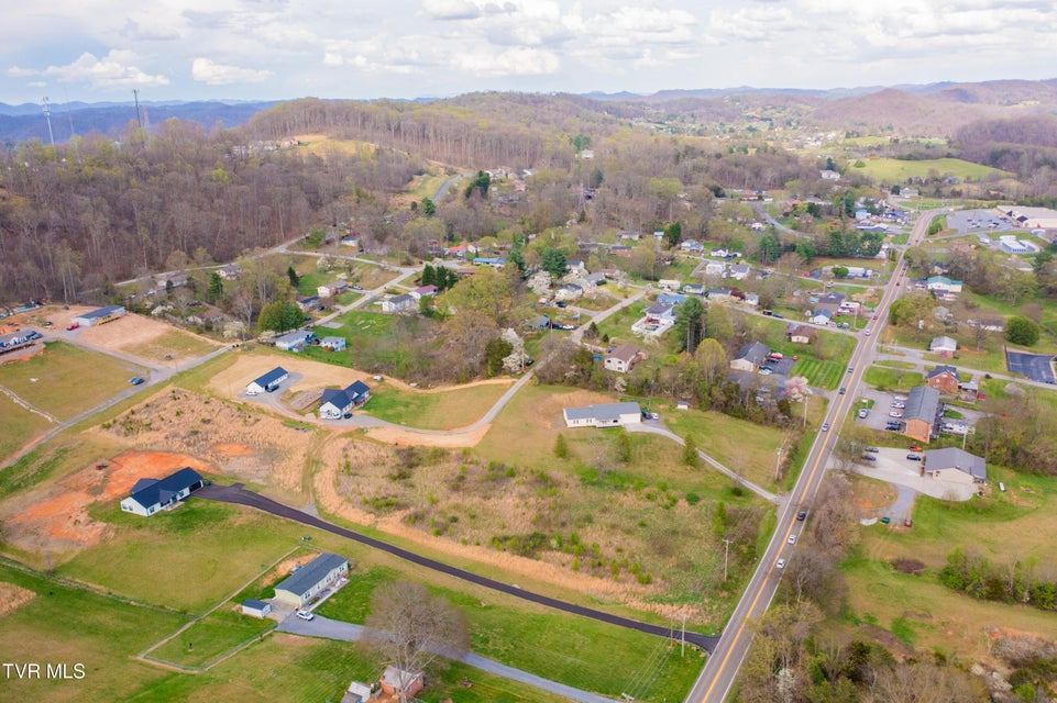 Photo #9: 5036 Memorial Boulevard