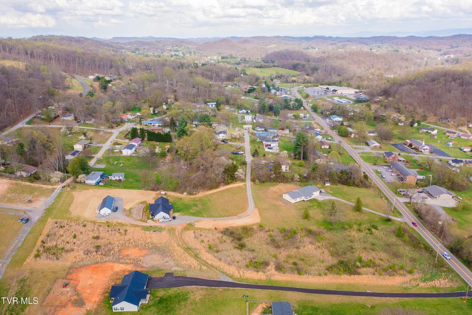 Photo #12: 5036 Memorial Boulevard