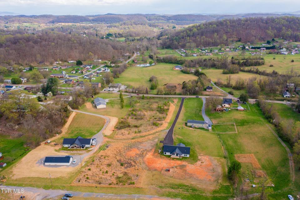 Photo #16: 5036 Memorial Boulevard