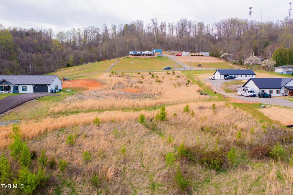 Photo #23: 5036 Memorial Boulevard