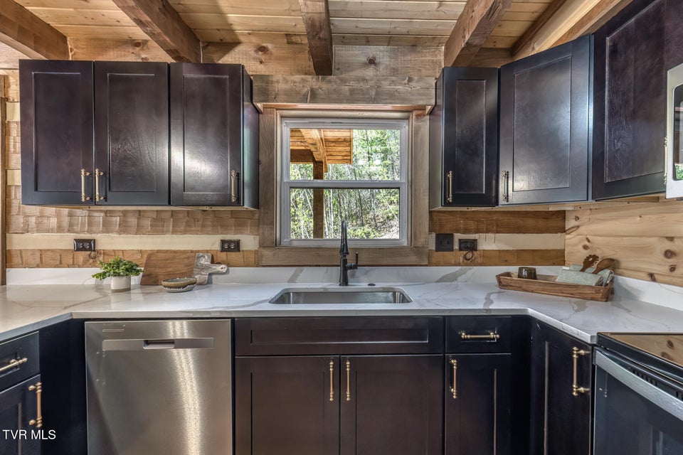 Photo #19: 2579 Black Bear Lane