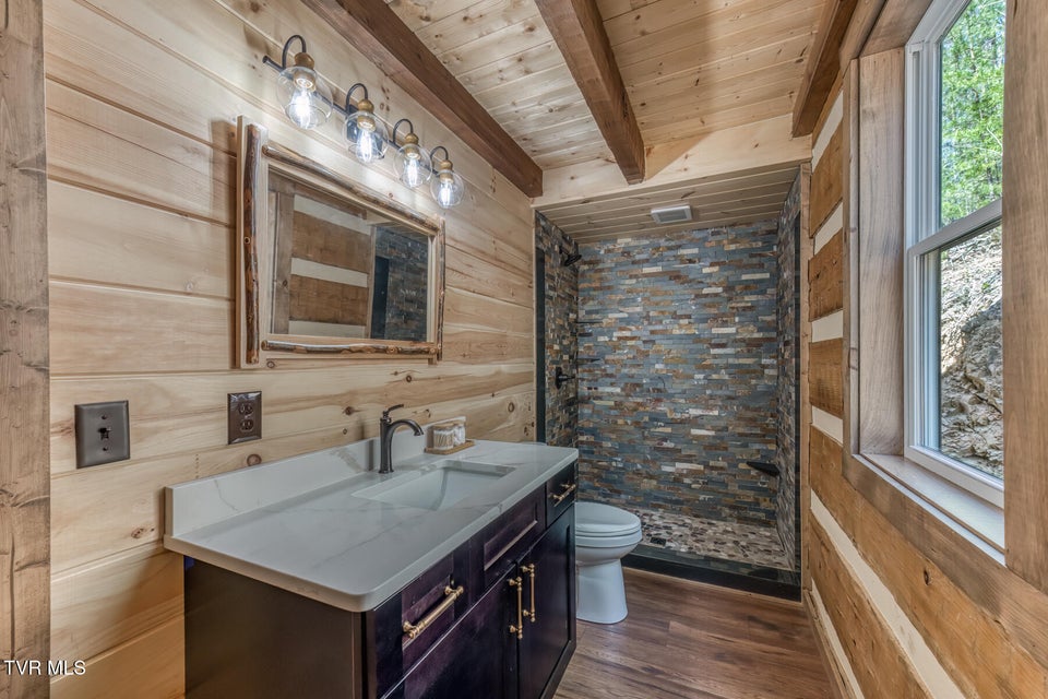 Photo #24: 2579 Black Bear Lane