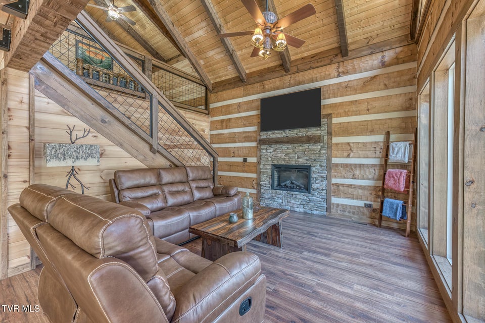 Photo #25: 2579 Black Bear Lane