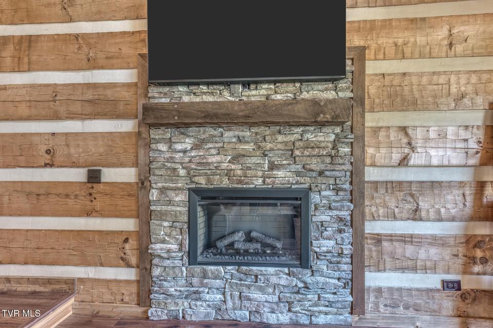 Photo #28: 2579 Black Bear Lane