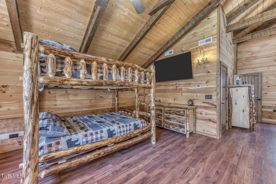 Photo #31: 2579 Black Bear Lane