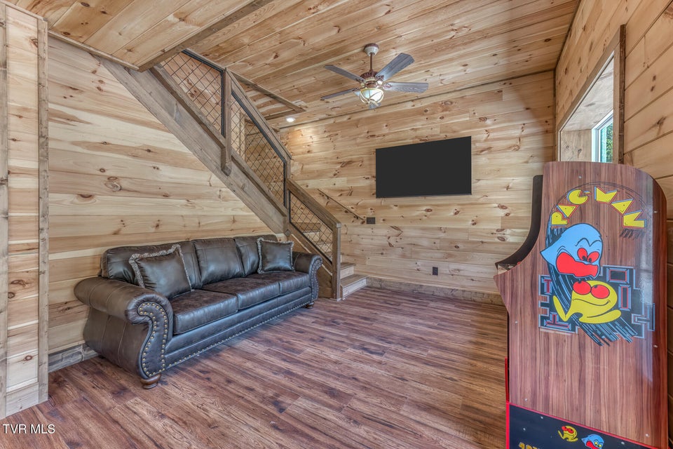 Photo #41: 2579 Black Bear Lane