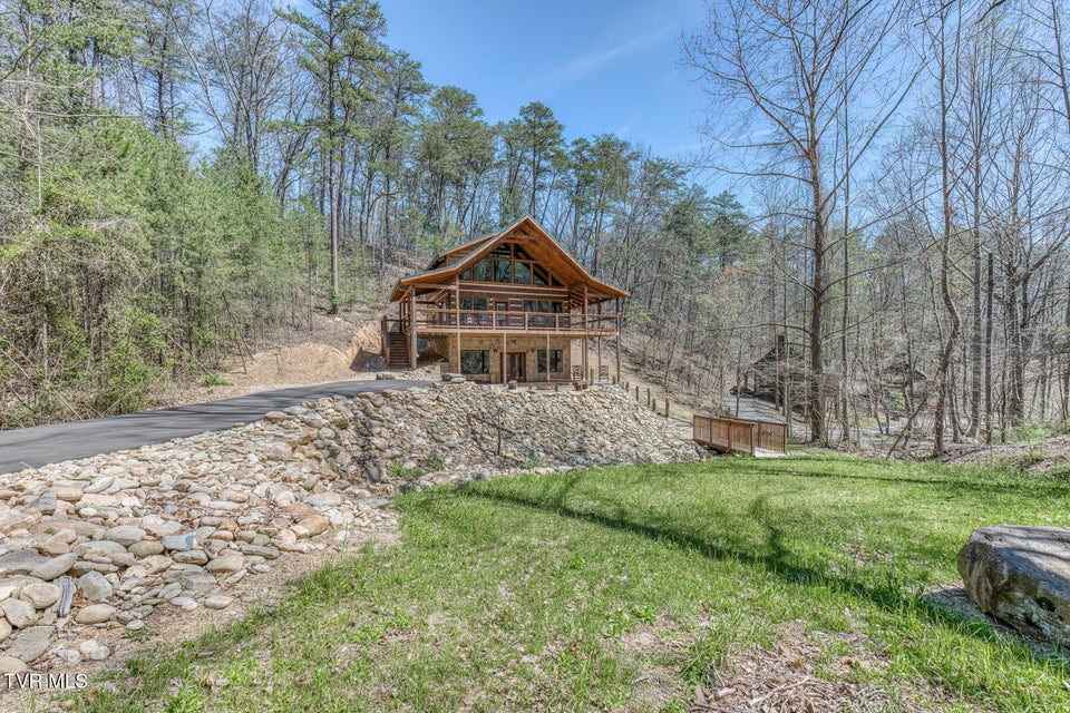 Photo #52: 2579 Black Bear Lane