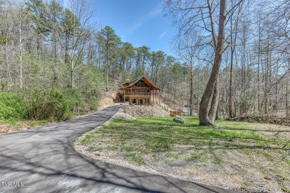 Photo #53: 2579 Black Bear Lane