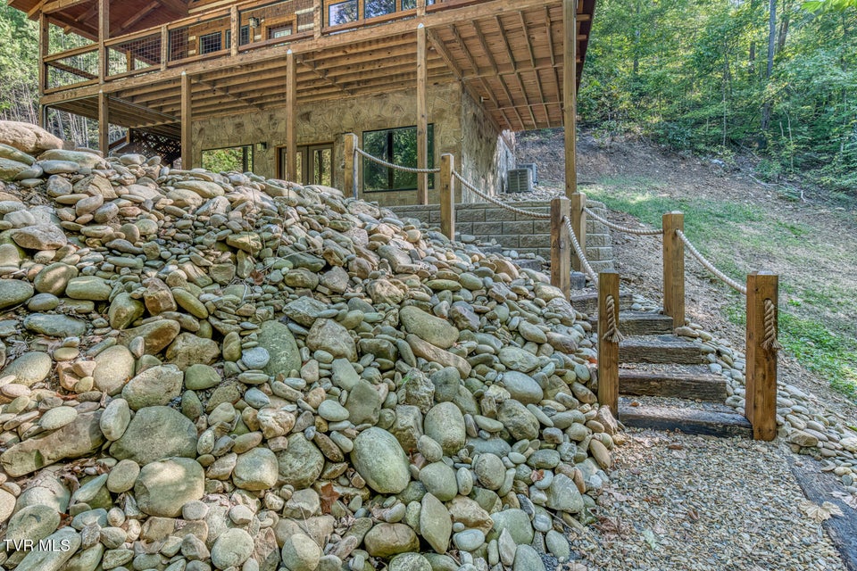 Photo #54: 2579 Black Bear Lane