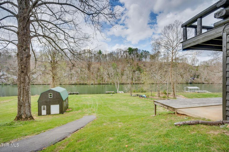 Photo #31: 577 Pitt Road