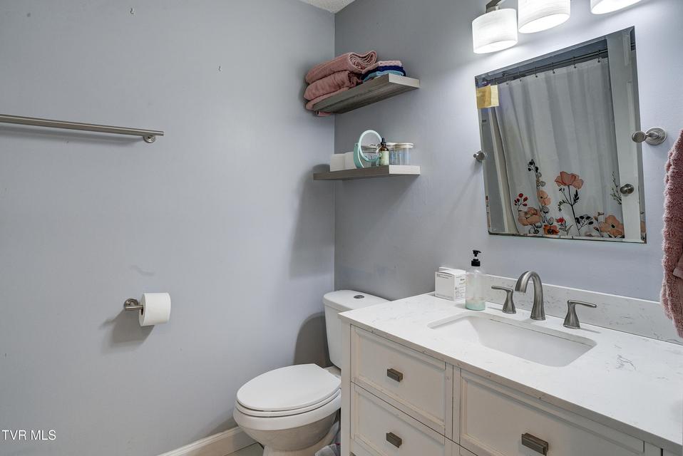 Photo #18: 317 Tipton Street