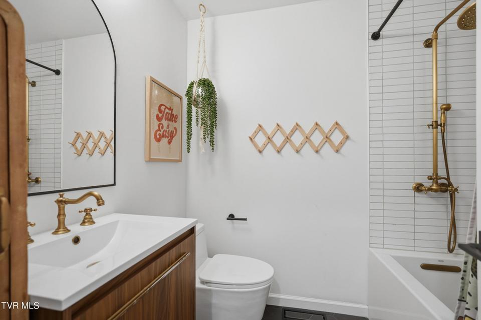 Photo #21: 1503 Linden Street