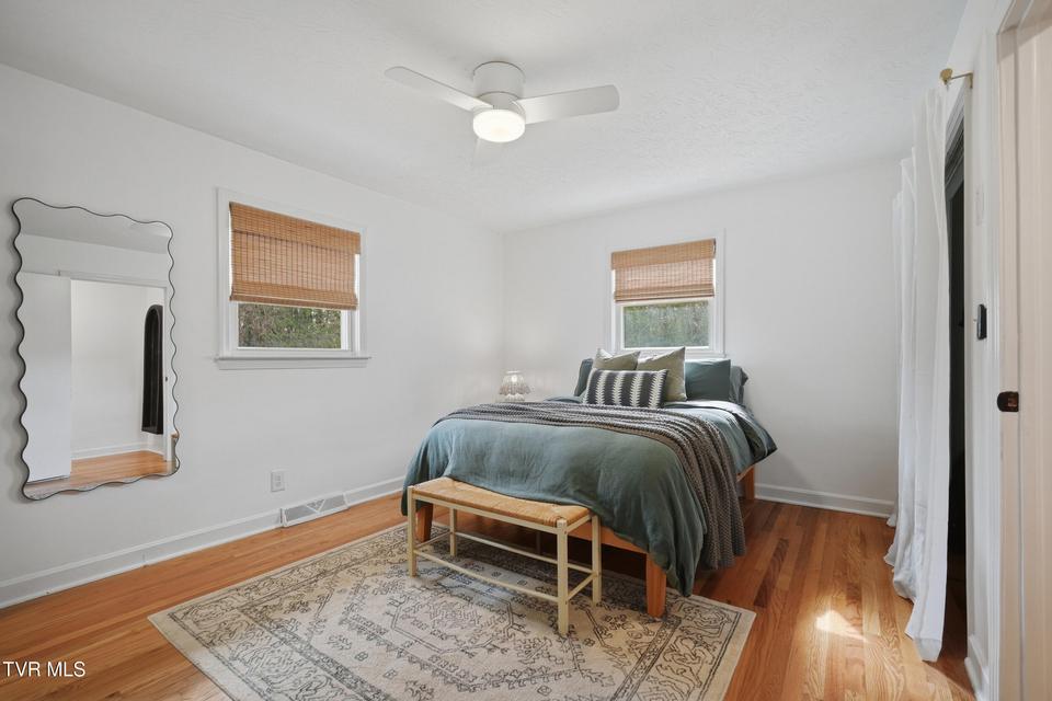 Photo #26: 1503 Linden Street