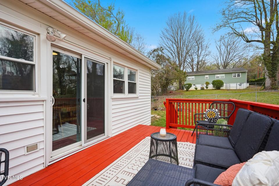 Photo #35: 1503 Linden Street