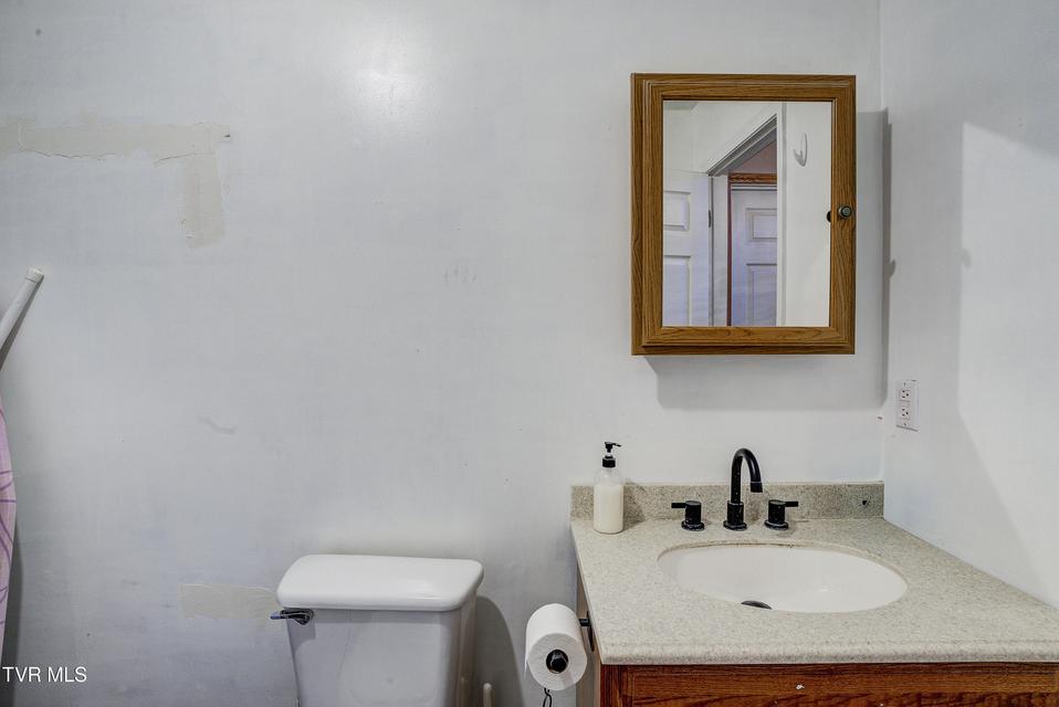 Photo #35: 317 Tipton Street