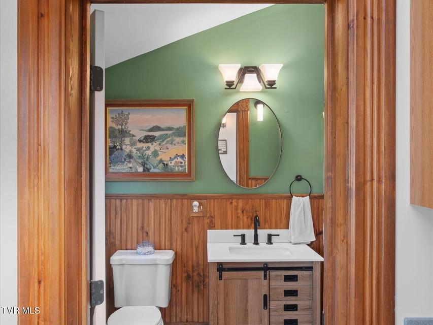 Photo #19: 920 Pennsylvania Avenue