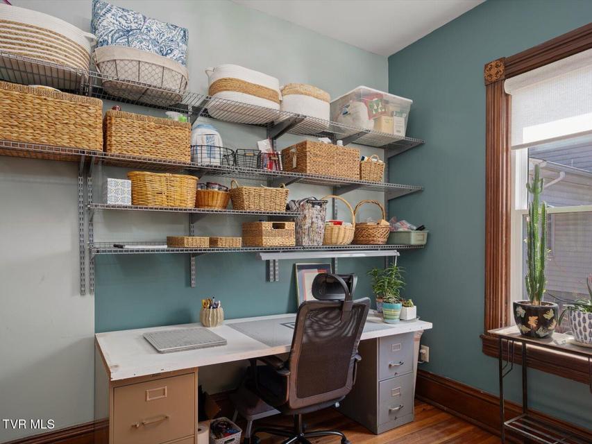 Photo #24: 920 Pennsylvania Avenue