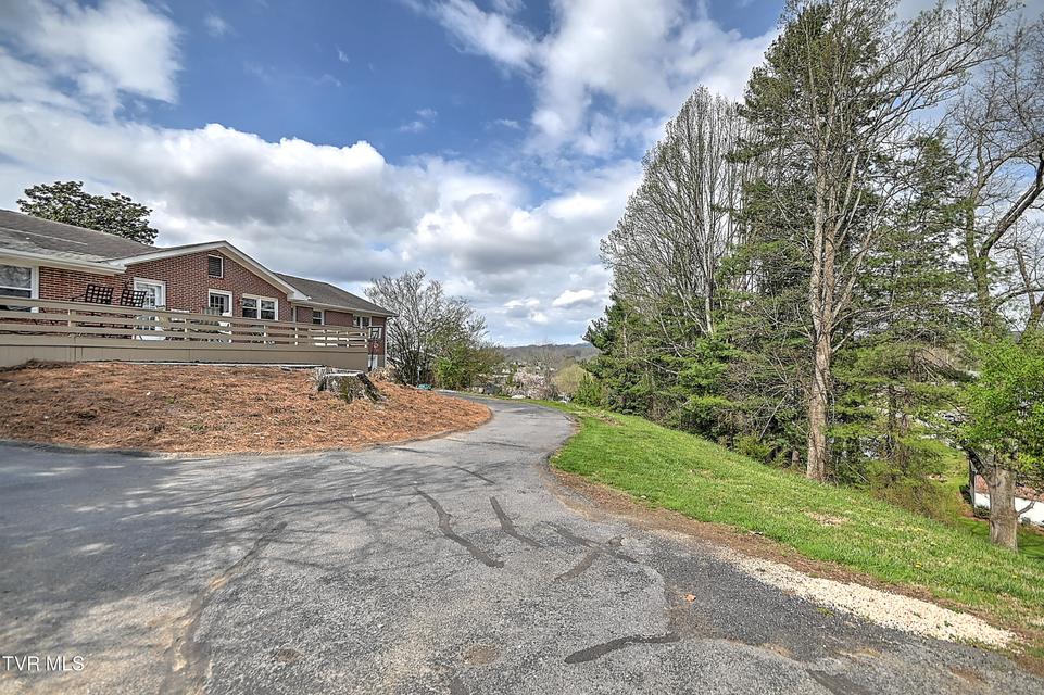 Photo #50: 525 Cheyenne Road