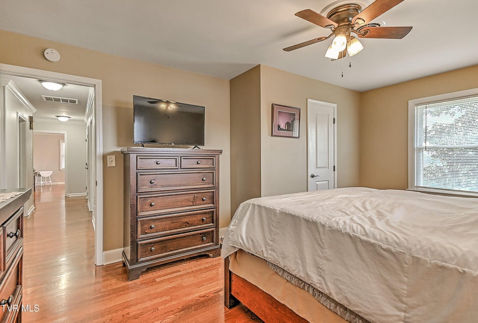 Photo #30: 525 Cheyenne Road