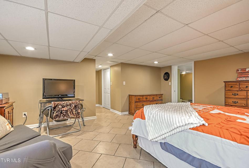 Photo #41: 525 Cheyenne Road