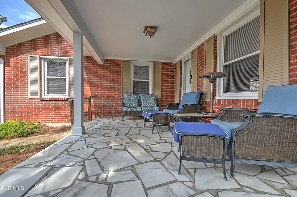 Photo #5: 525 Cheyenne Road