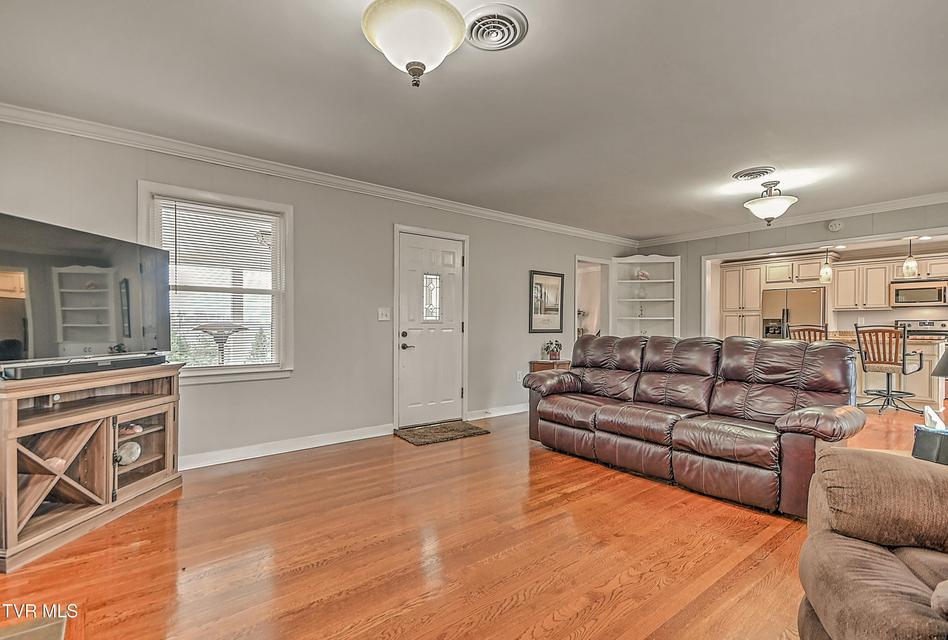 Photo #8: 525 Cheyenne Road