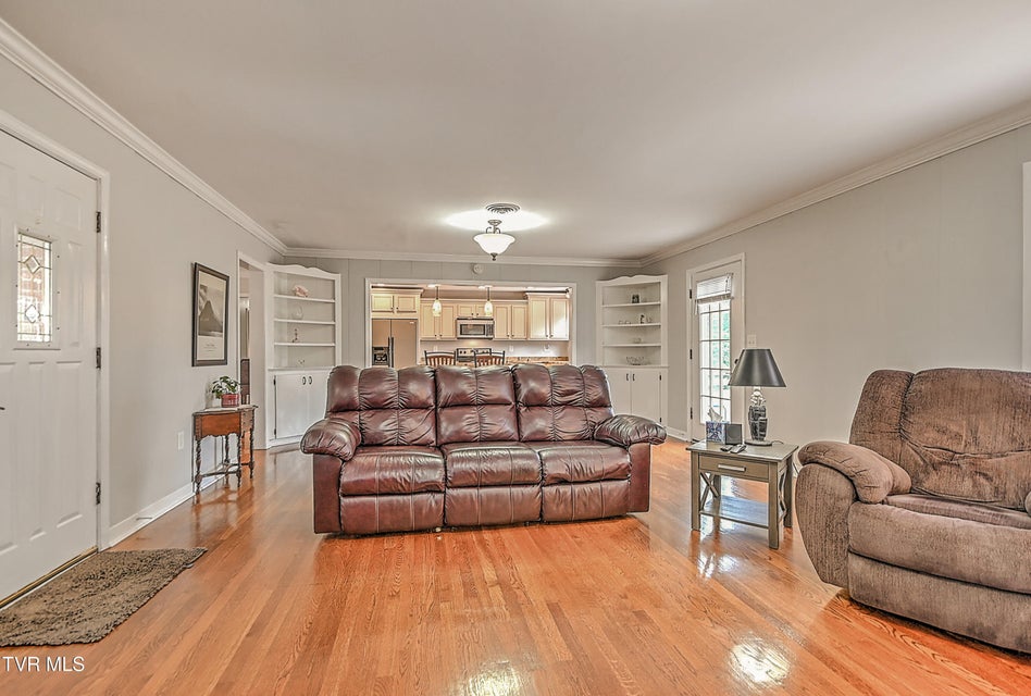 Photo #9: 525 Cheyenne Road