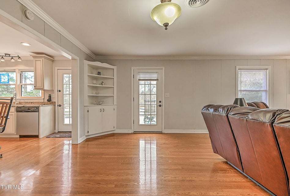 Photo #10: 525 Cheyenne Road