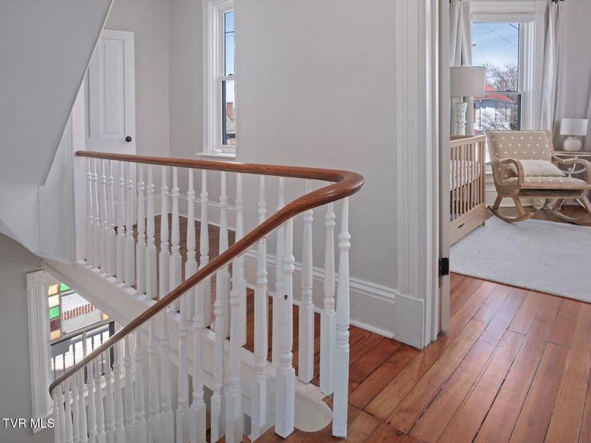 Photo #34: 920 Pennsylvania Avenue