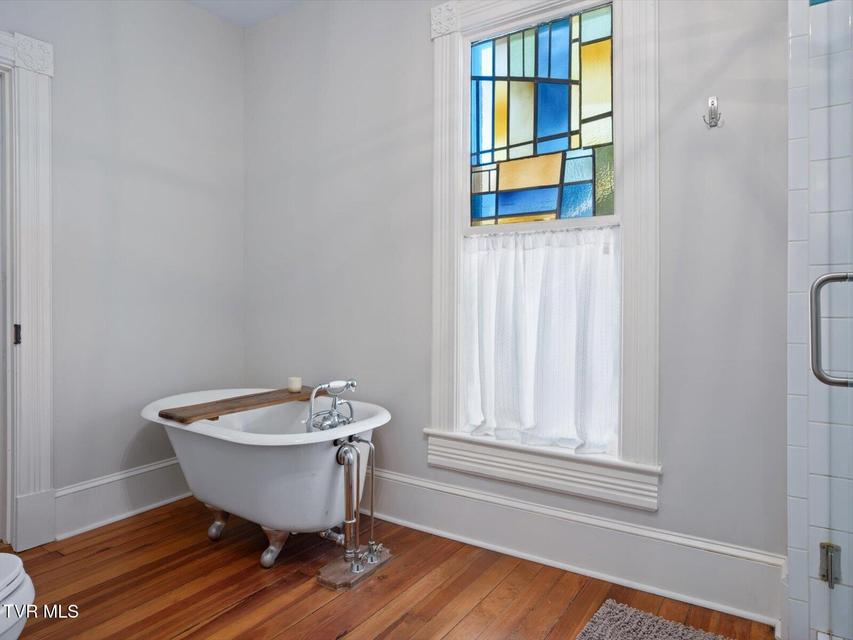 Photo #37: 920 Pennsylvania Avenue