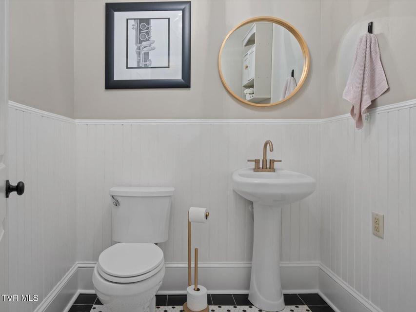 Photo #40: 920 Pennsylvania Avenue