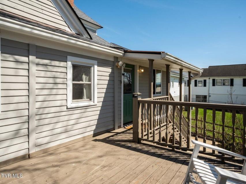 Photo #49: 920 Pennsylvania Avenue