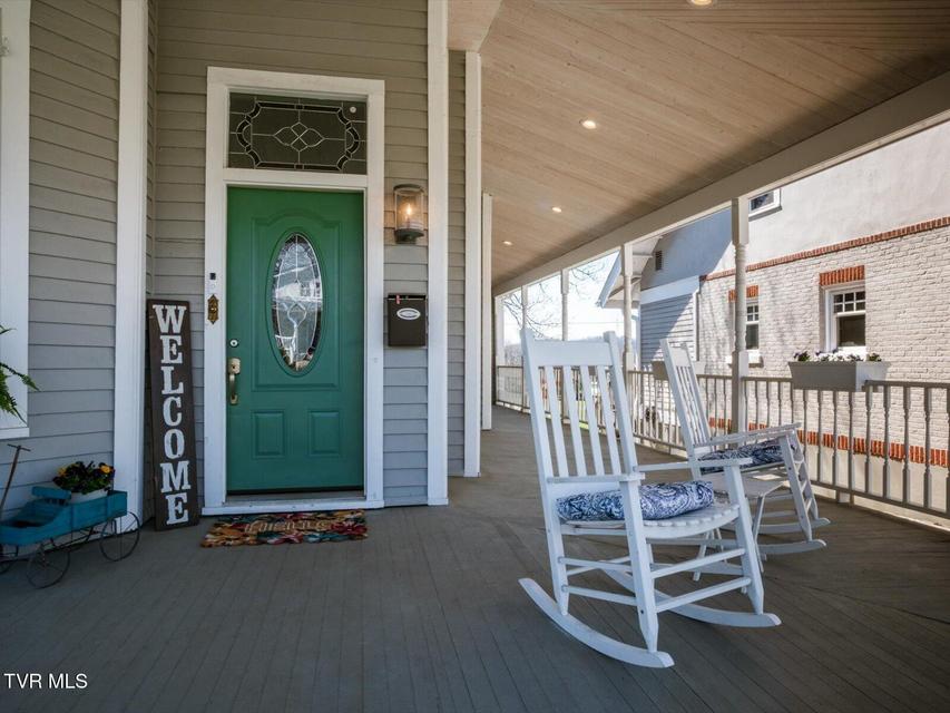 Photo #52: 920 Pennsylvania Avenue