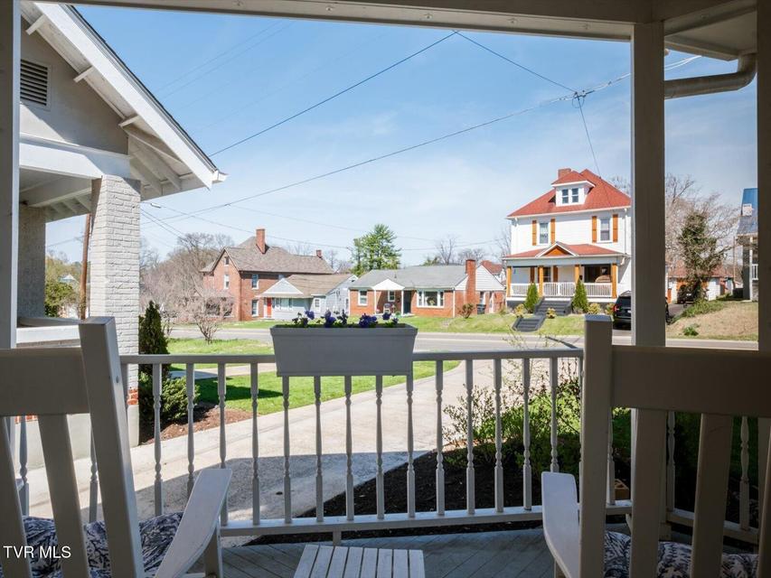 Photo #53: 920 Pennsylvania Avenue