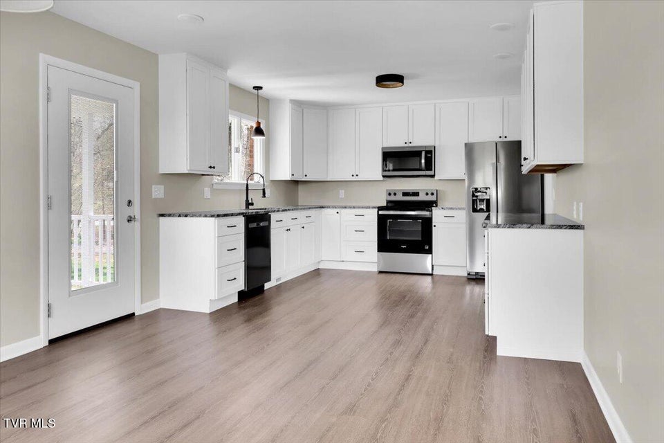 Photo #7: 1709 Belden Road