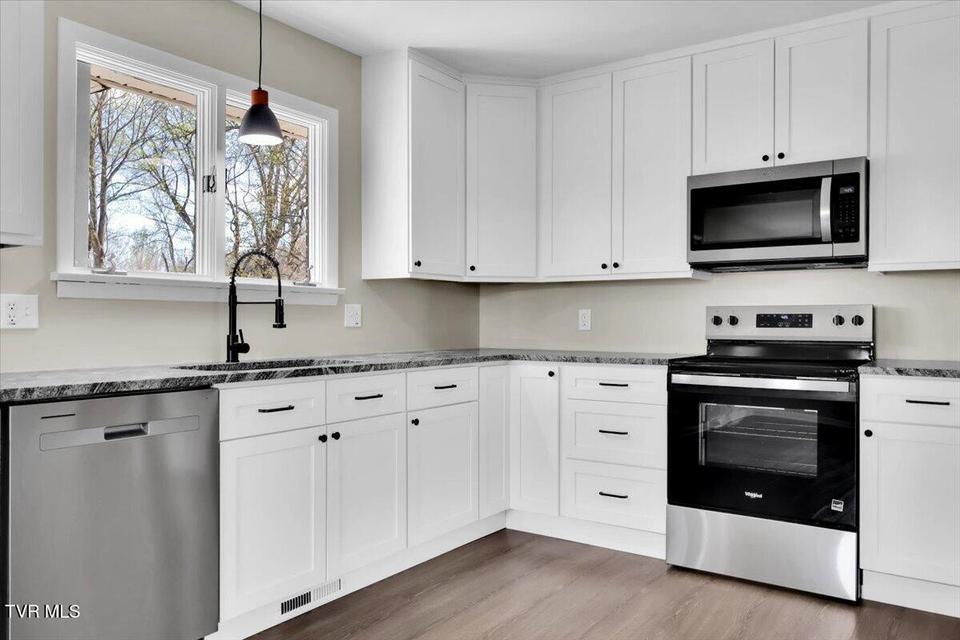 Photo #11: 1709 Belden Road