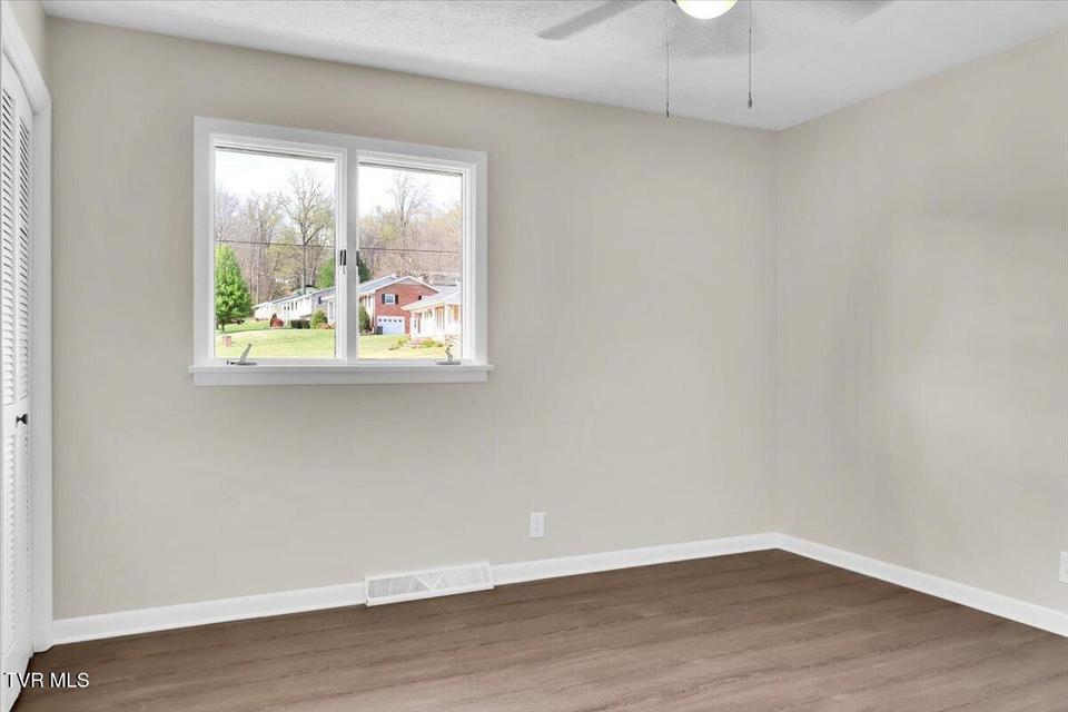 Photo #16: 1709 Belden Road