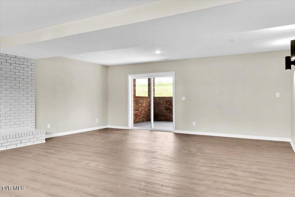 Photo #28: 1709 Belden Road