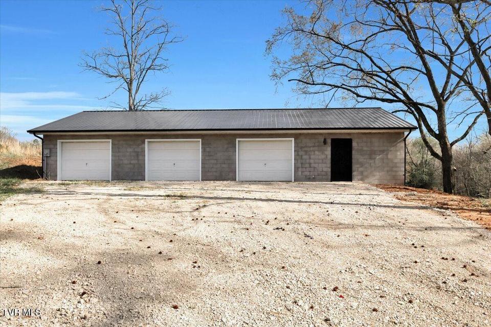 Photo #39: 1709 Belden Road