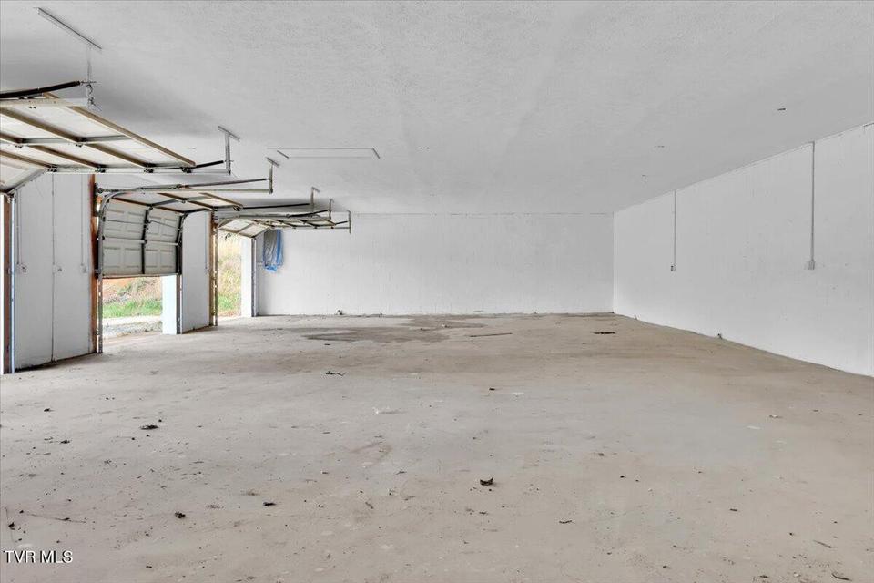 Photo #40: 1709 Belden Road