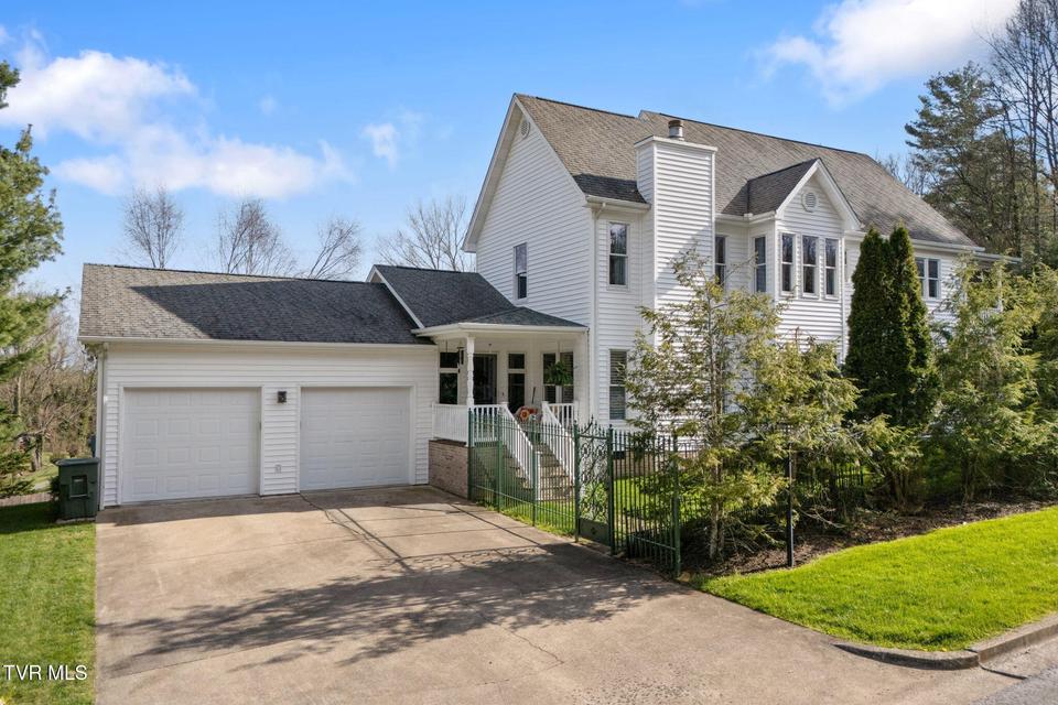 Photo #5: 315 Church Street