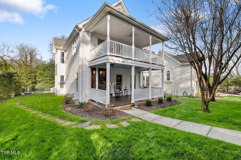 Photo #4: 315 Church Street