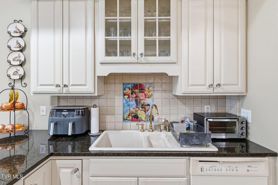 Photo #15: 315 Church Street