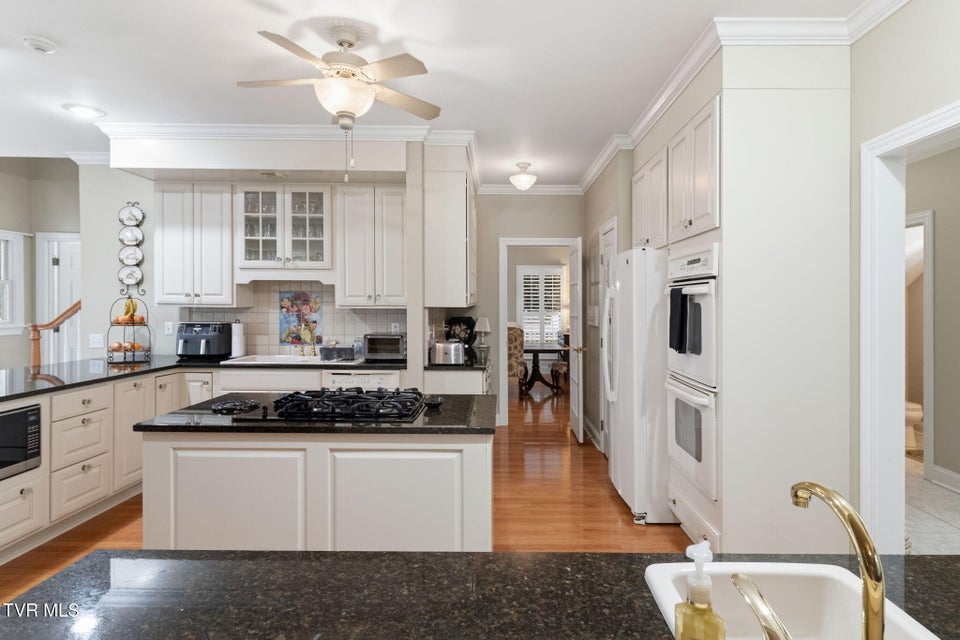 Photo #16: 315 Church Street