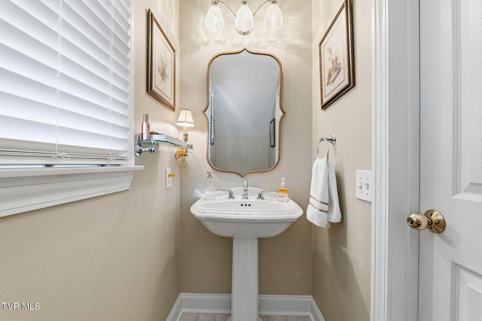 Photo #36: 315 Church Street