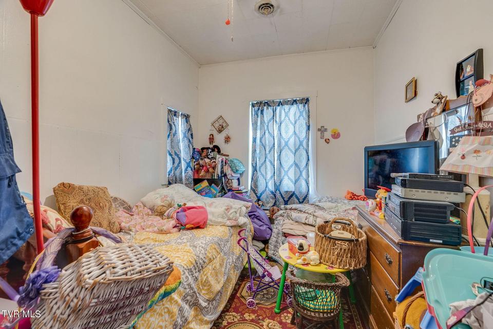 Photo #13: 311/313 Carolina Avenue