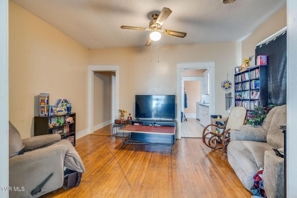 Photo #23: 311/313 Carolina Avenue