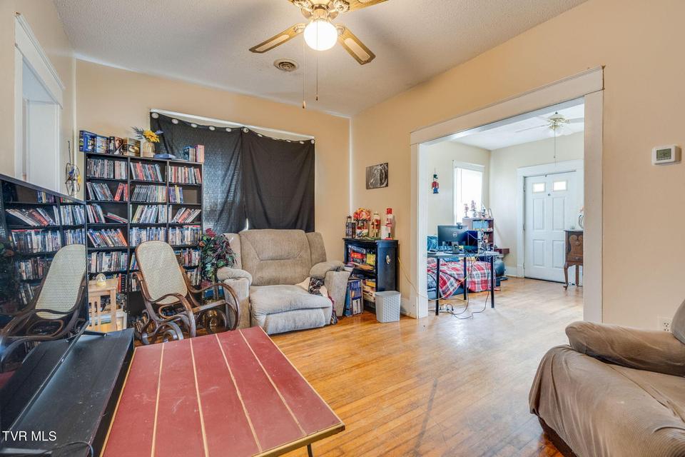 Photo #25: 311/313 Carolina Avenue