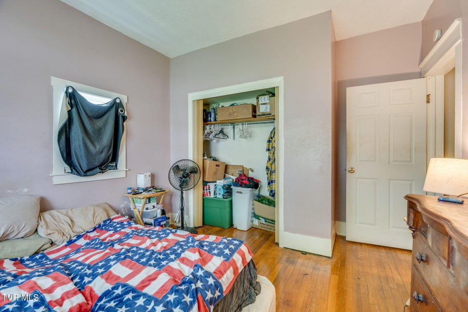 Photo #34: 311/313 Carolina Avenue