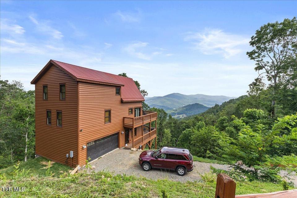 Photo #4: 4014 Callalantee Drive